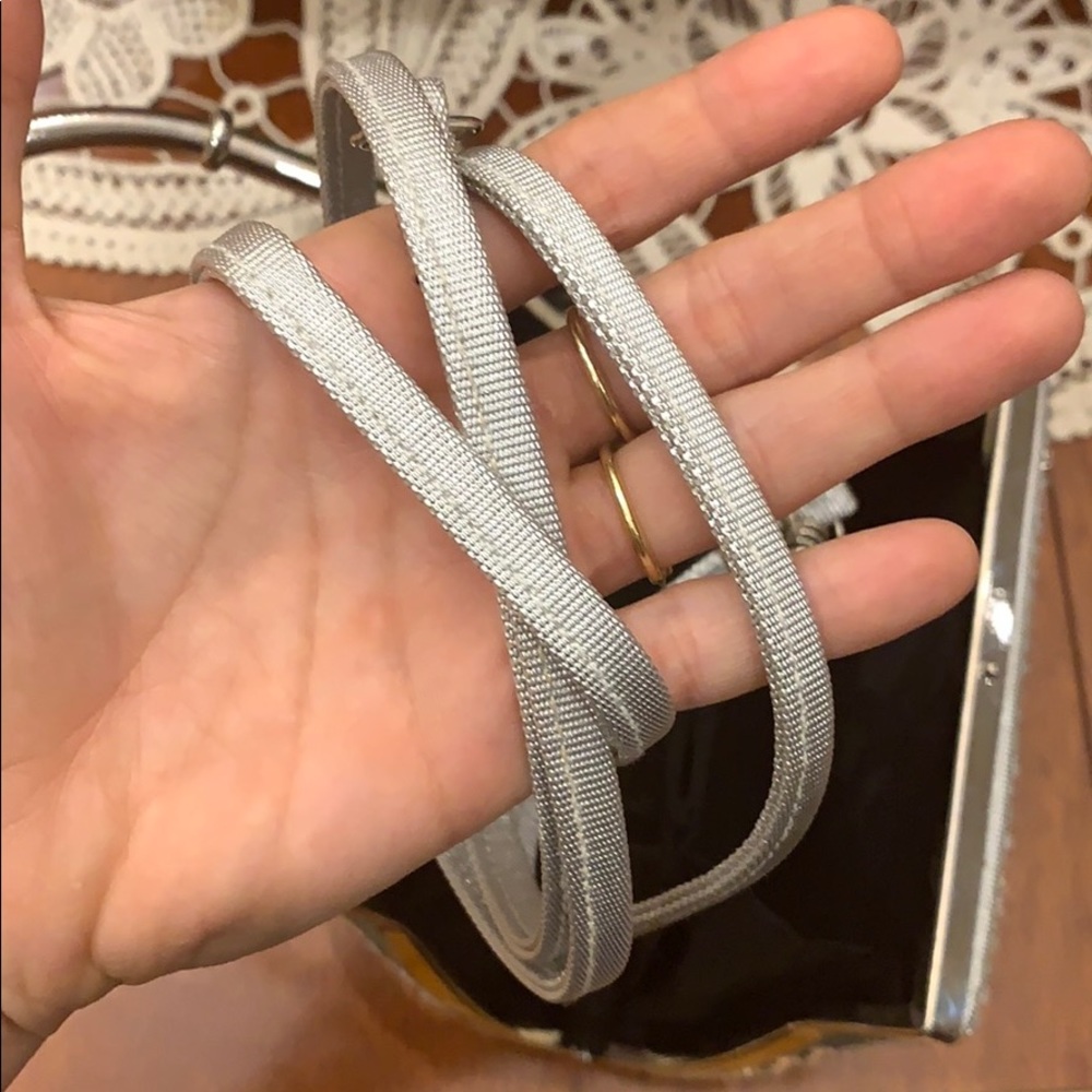 Hand-crafted evening purse - Picture 3 of 3